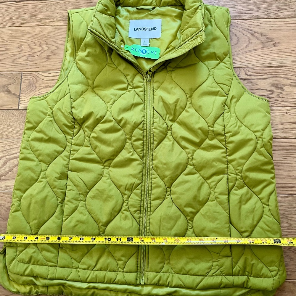 Lands' End FeatherFree Quilted Insulated Vest - Picture 4 of 7